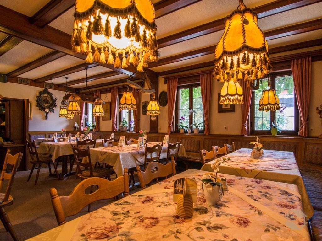 Hotel Restaurant Alte Linde Bad Wildbad Ngoại thất bức ảnh