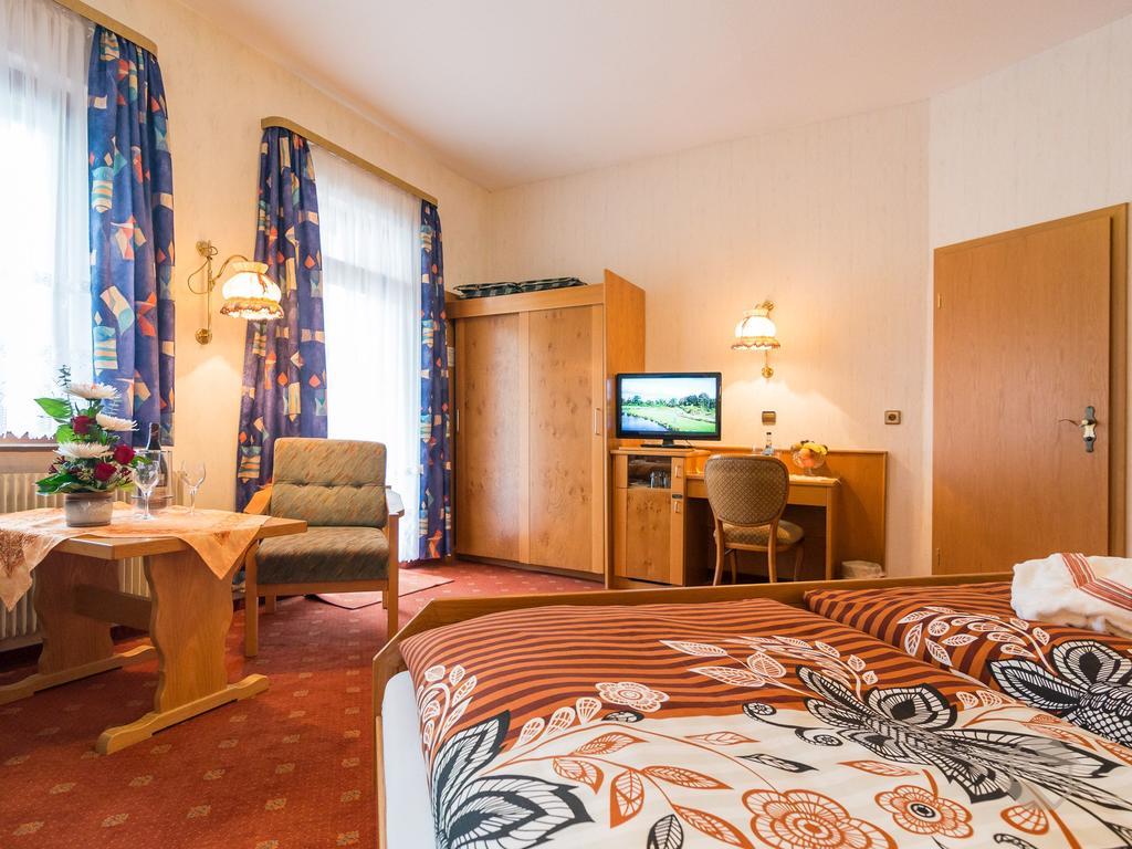 Hotel Restaurant Alte Linde Bad Wildbad Ngoại thất bức ảnh