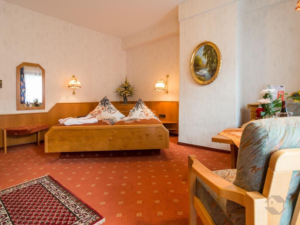 Hotel Restaurant Alte Linde Bad Wildbad Ngoại thất bức ảnh