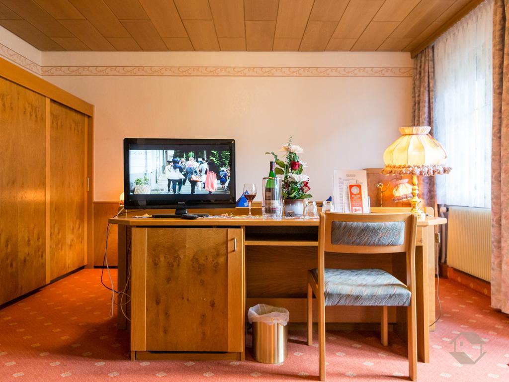 Hotel Restaurant Alte Linde Bad Wildbad Ngoại thất bức ảnh
